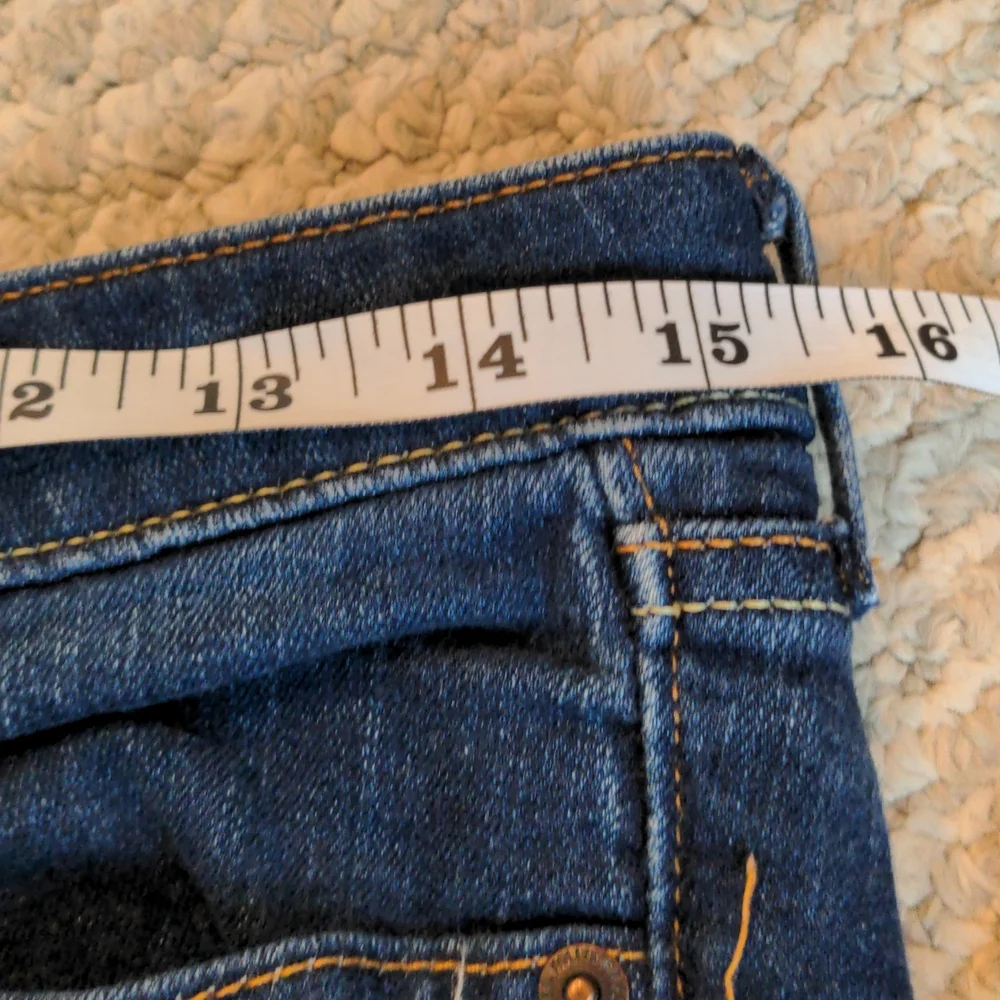 Hollister distressed jeans - Picture 6 of 8